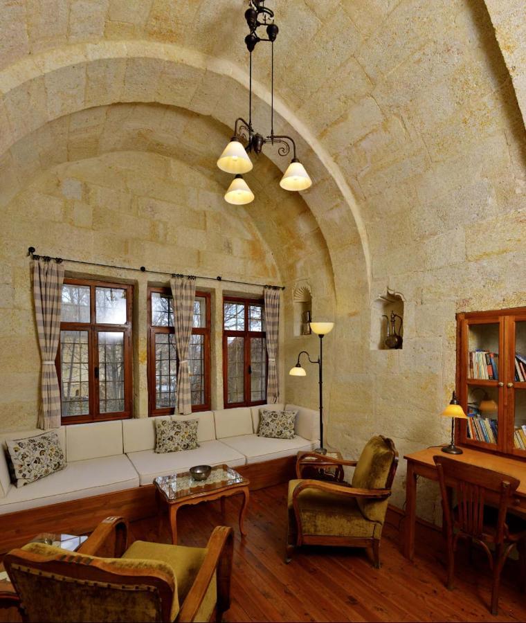Esbelli Evi Cave Houses Ürgüp Extérieur photo