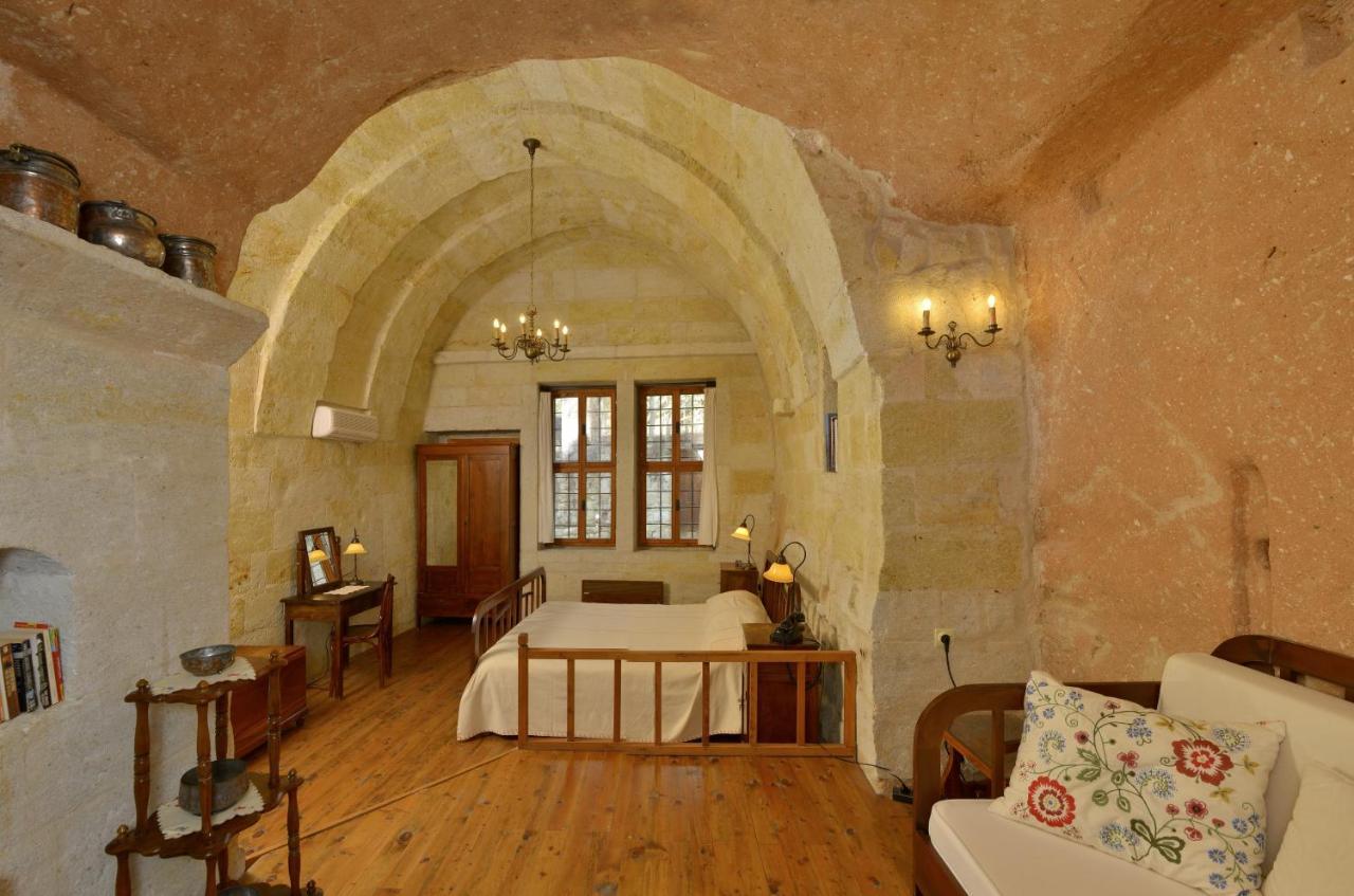 Esbelli Evi Cave Houses Ürgüp Extérieur photo